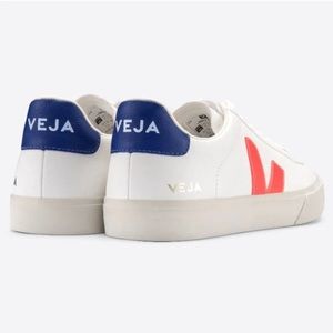 Veja V-10 Sneakers (European 38 US 7)